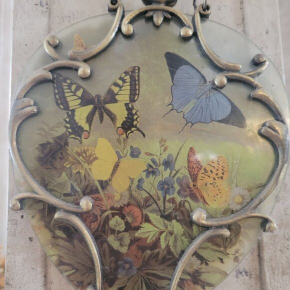 Vintage Glass Ornate Suncatcher Wall hanging With Butterfly & Floral Design - Picture 3 of 4